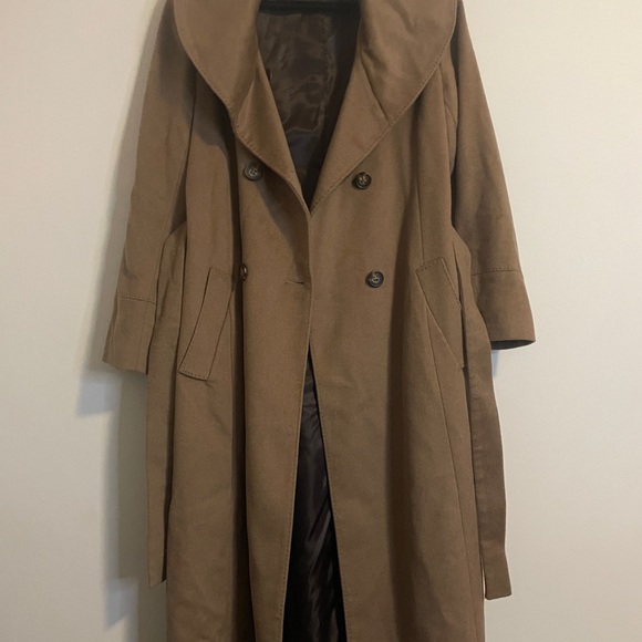 Woman’s Calvin Klein Long Camel Coat - Picture 5 of 6